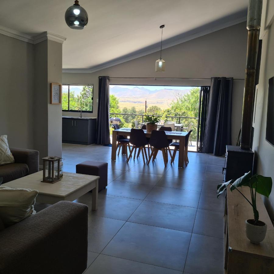 Clarens Escape Apartment Exterior foto